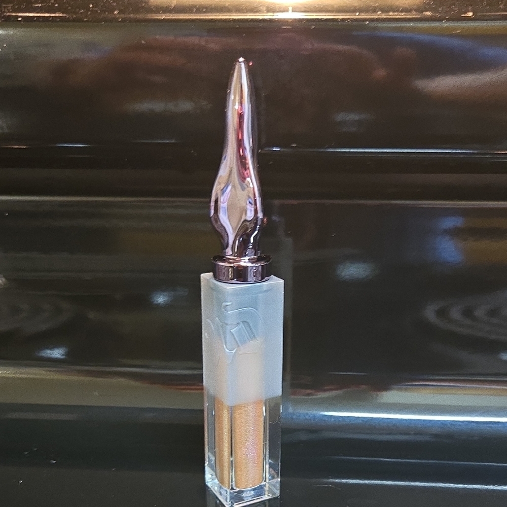 Urban Decay 24/7 Glaze On Shadow. (Liquid Eyeshadow) NIB